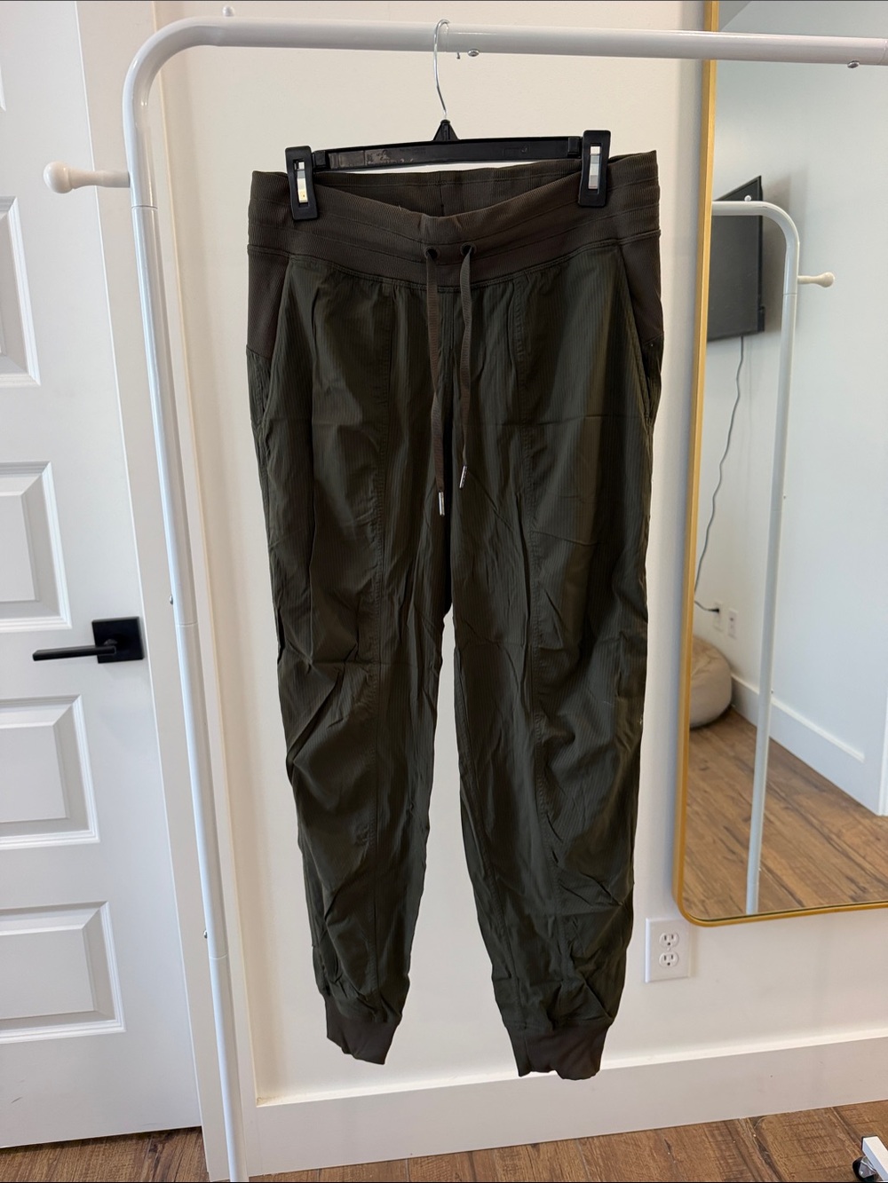 Women’s Olive Green Jogger Pants - Comfortable Drawstring Waist